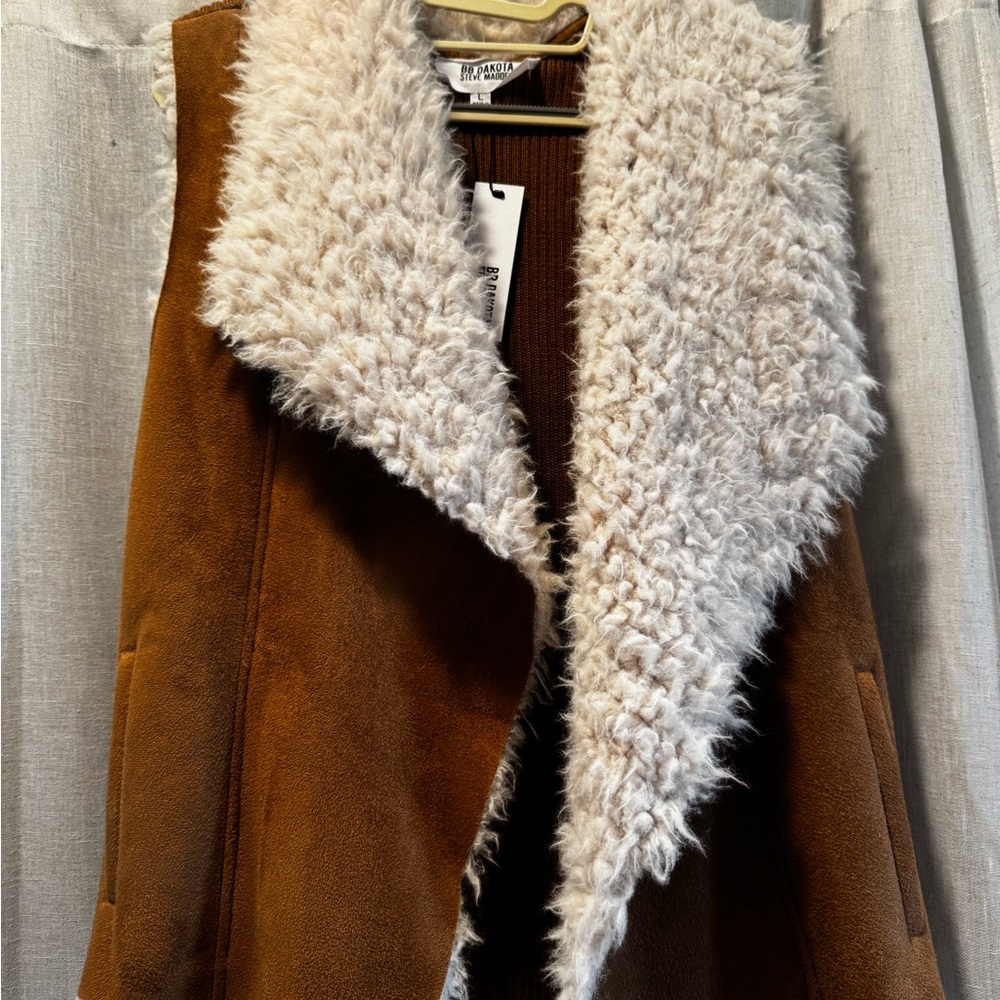 BB Dakota by Steve Madden Brown Vest with Cream Fleece